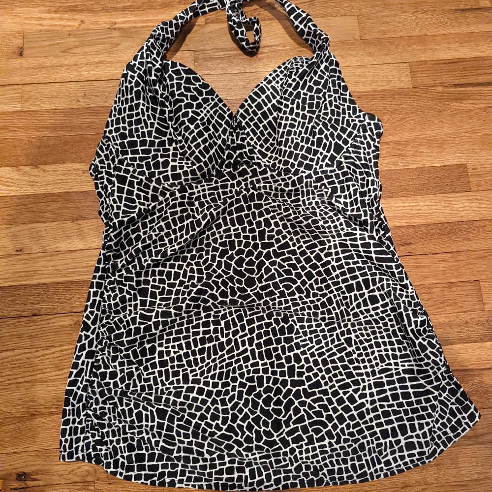 Merona tankini top size large